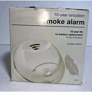 First Alert 0827B Smoke Alarm 10-Year Ionization Sealed Lithium Battery - NEW